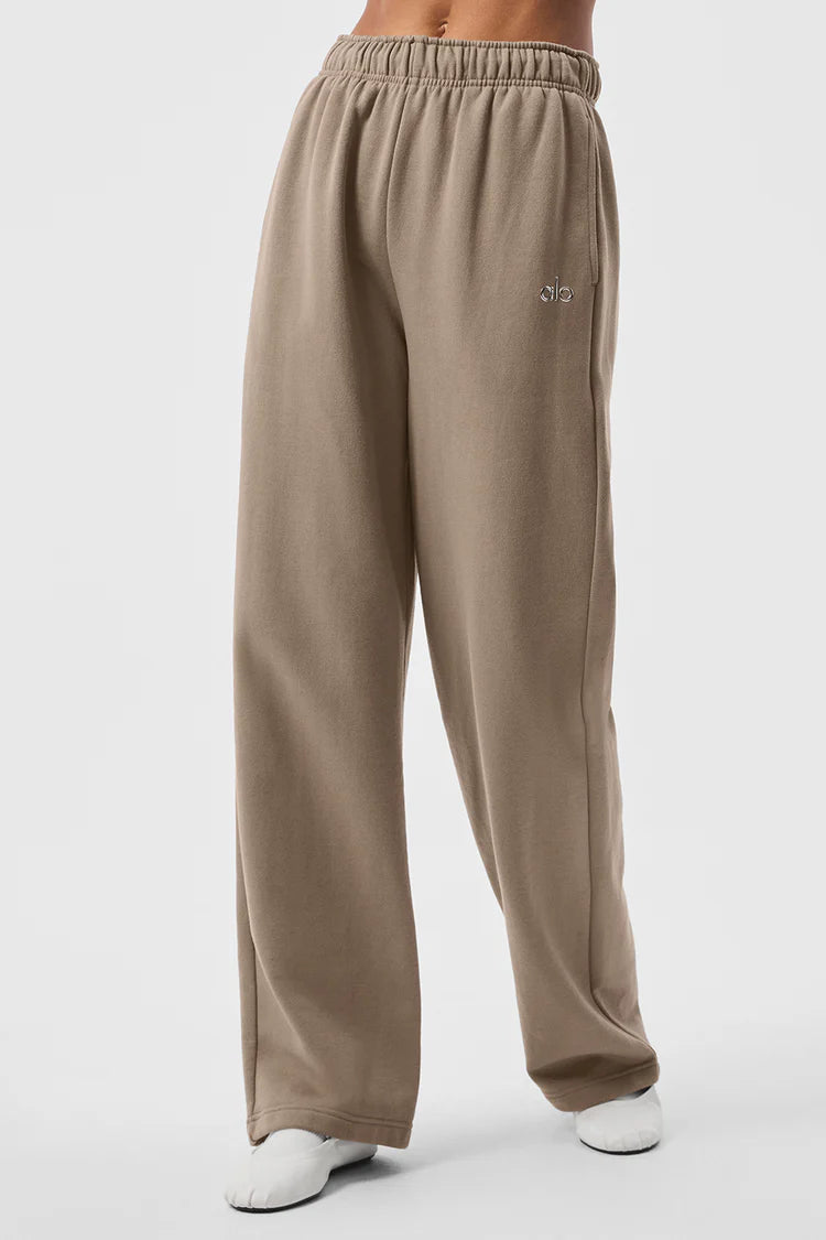 Straight Leg Sweatpant